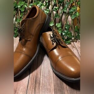 Rockport in rich chestnut brown Tan real Leather Oxford dress Shoes for Men